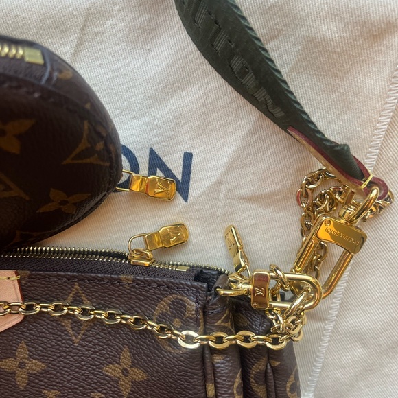 Louis Vuitton  Monogram Multi Pochette Accessories - Picture 8 of 10